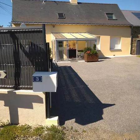 Apartment Gilles Diais Louisfert